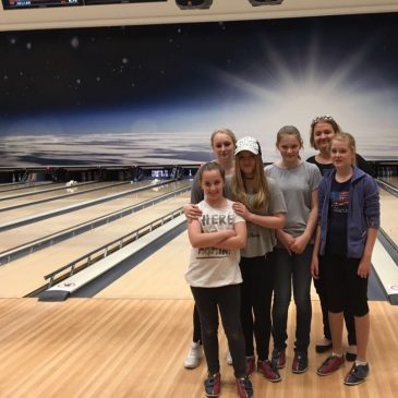 Spontaner Bowlingausflug statt Freizeitpark